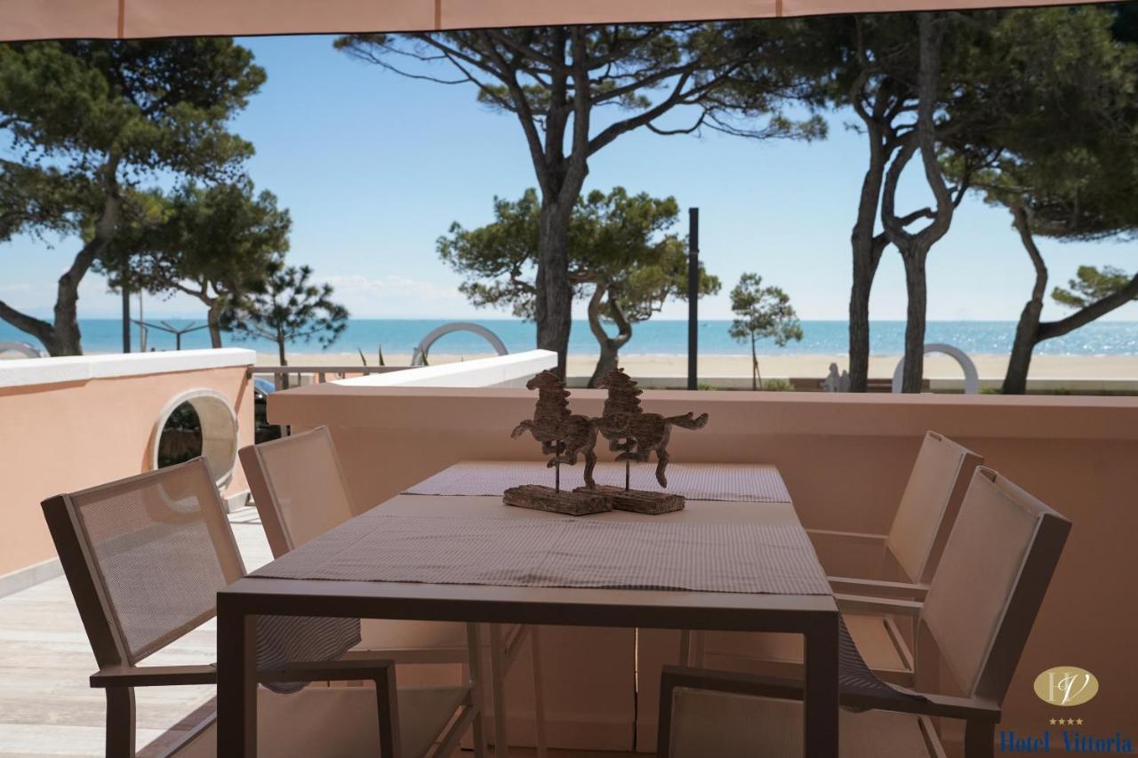 Appartamento Fronte Mare Villa Lory Lignano Sabbiadoro Exteriör bild