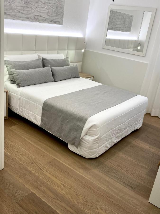 Appartamento Fronte Mare Villa Lory Lignano Sabbiadoro Exteriör bild