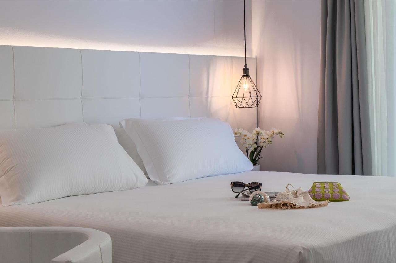 Appartamento Fronte Mare Villa Lory Lignano Sabbiadoro Exteriör bild