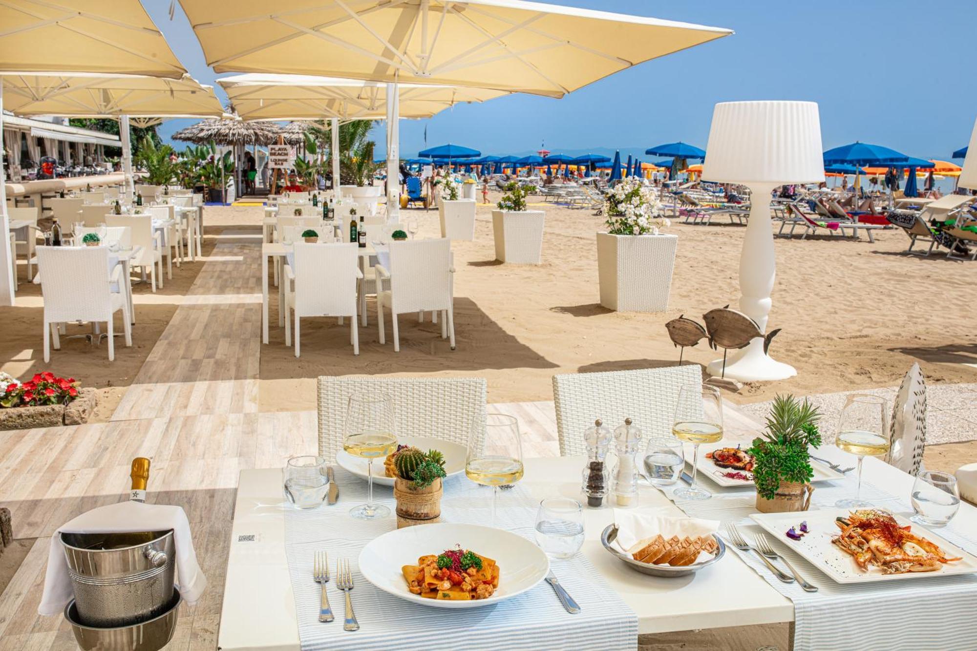 Appartamento Fronte Mare Villa Lory Lignano Sabbiadoro Exteriör bild